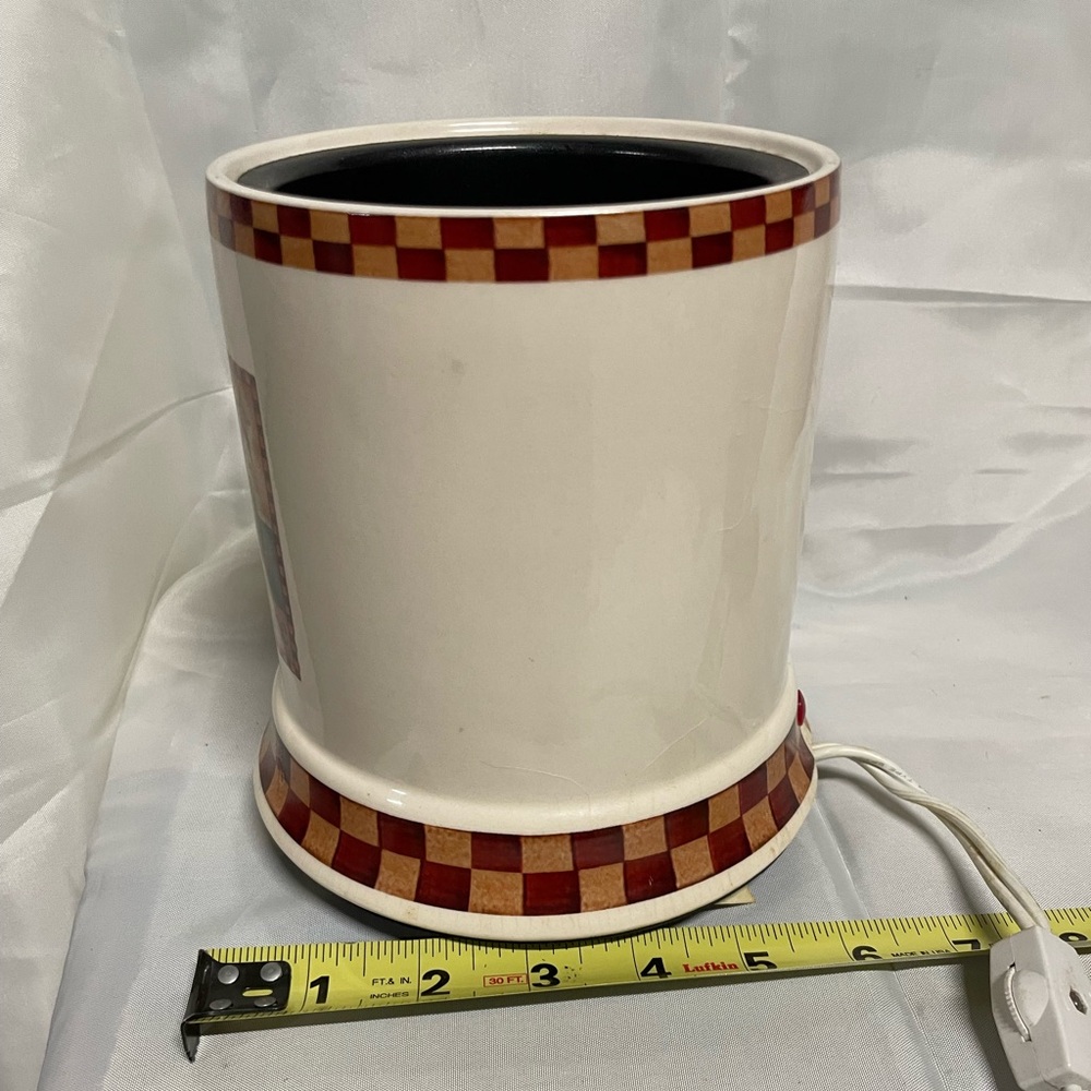 Welcome To Our Home Ceramic wax melter - Cream with Red Check - Picture 5 of 12